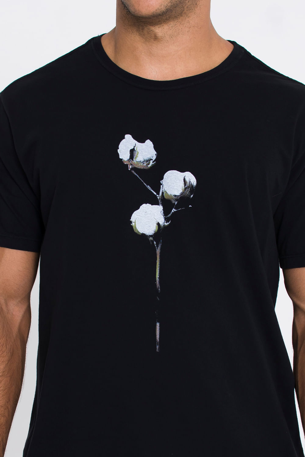 Camiseta-Cotton-Flower-Preto-Detalhe